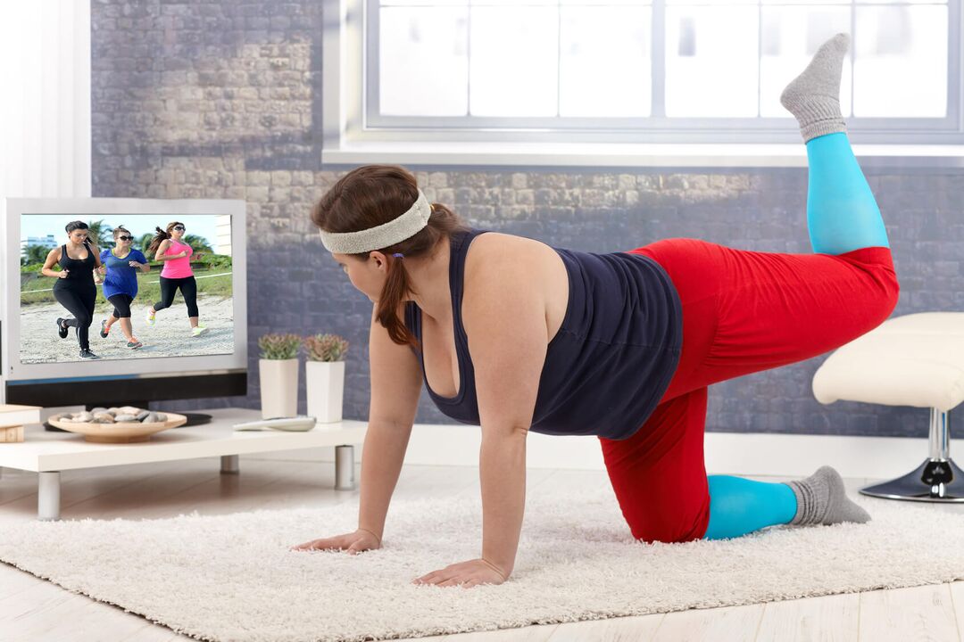 Exercises to lose weight in front of the television. 