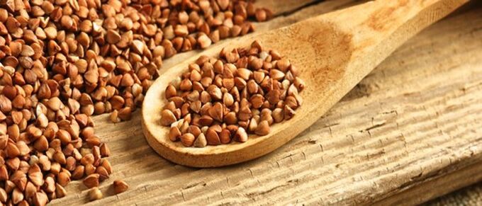 Buckwheat is a healthy and high-calorie product for weight loss. 